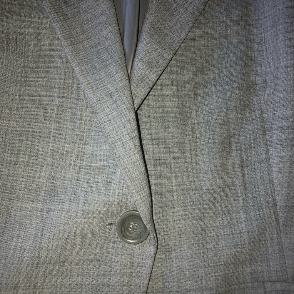 EXPRESS Textured Button Front Blazer - Picture 4 of 8